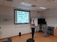 Charla sobre la Adaptación de Impedancias.